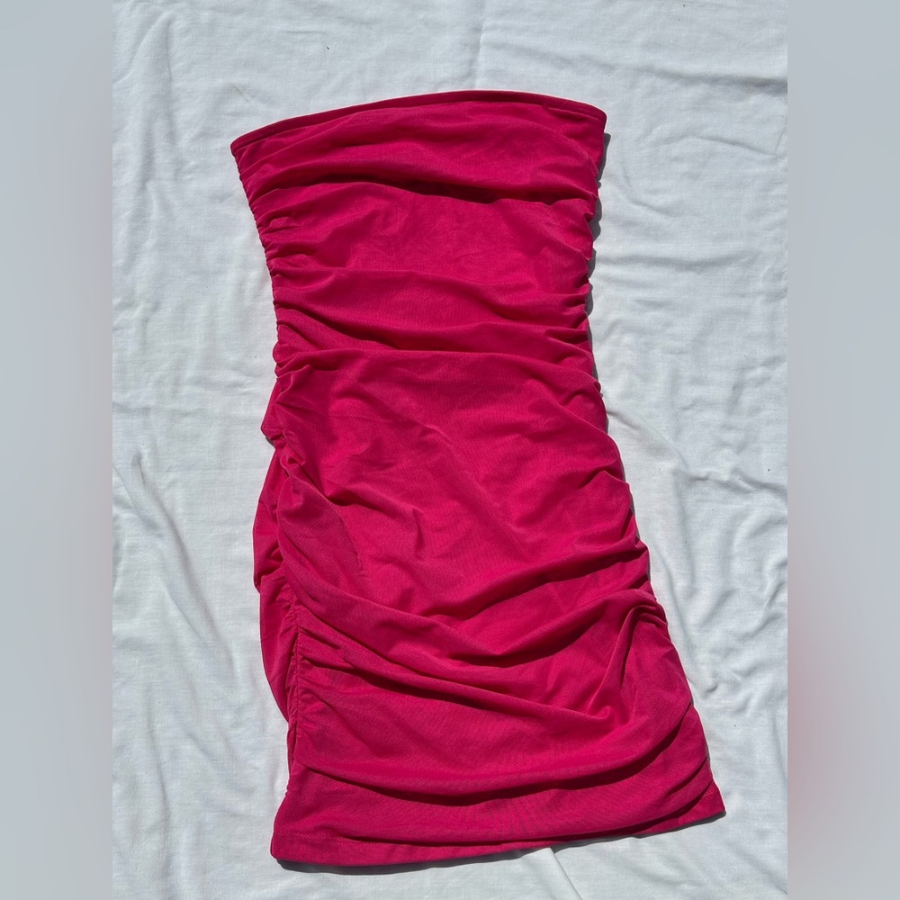 forever 21 tube dress 🩷